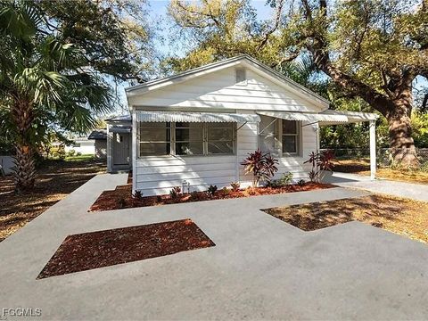 2217 Dora Street Fort Myers FL 33901