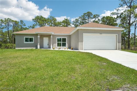 3205 E 21st Street Alva FL 33920