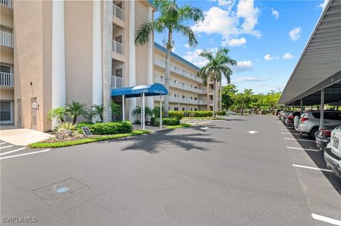 Photo of 14801 Park Lake Drive #PH10, Fort Myers, FL 33919 (MLS # 225062447) Photo of 14801 Park Lake Drive #PH10, Fort Myers, FL 33919 (MLS # 225062447)