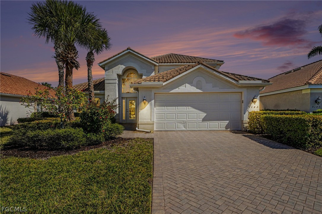 9143 Shadow Glen Way