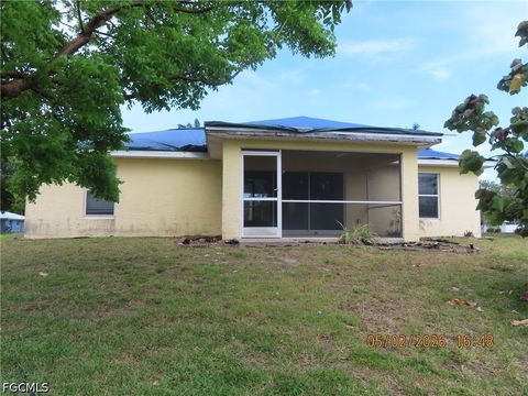Tiny photo for 329 Oklahoma Avenue, Fort Myers, FL 33905 (MLS # 2026020383)