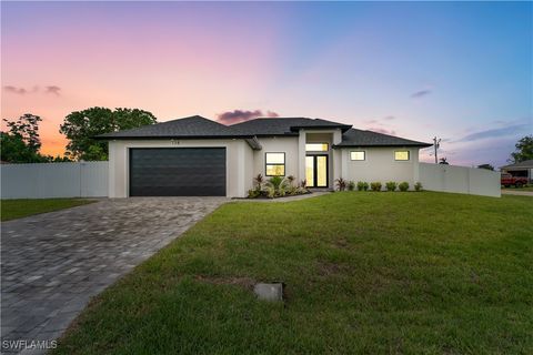 139 SE 2nd Avenue Cape Coral FL 33990