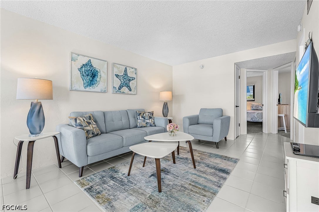 1250 Tennisplace Court B32