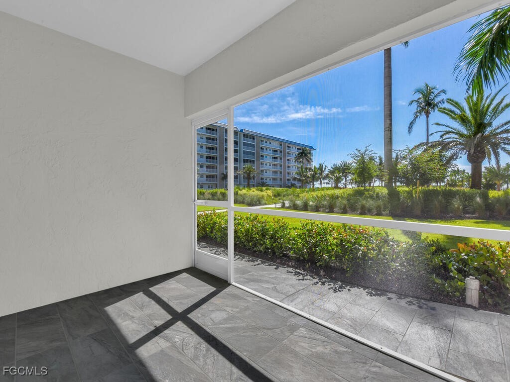 25730 Hickory Boulevard 126