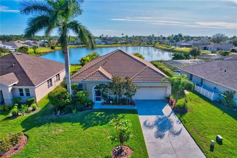 8040 Liriope Loop Lehigh Acres FL 33972