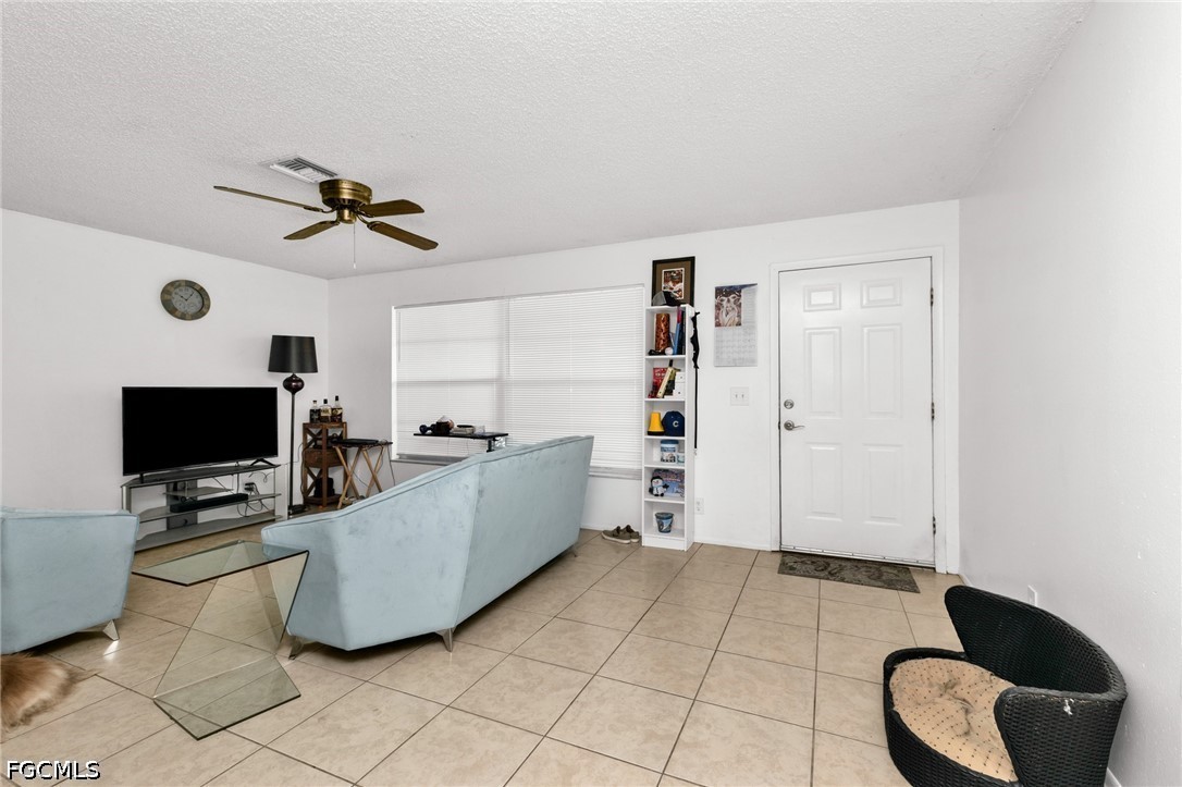 18617/18619 Bartow Boulevard