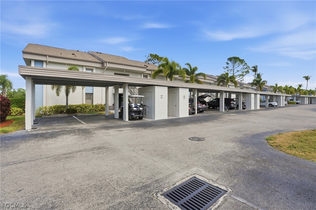 5765 Trailwinds Drive 111