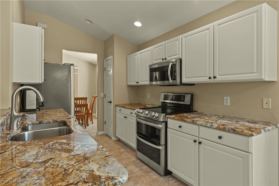 9998 HORSE CREEK Road