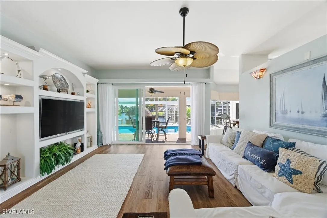 Cape Coral, Florida 33914, United States, 3 Bedrooms Bedrooms, ,2 BathroomsBathrooms,Residential,Active,249614