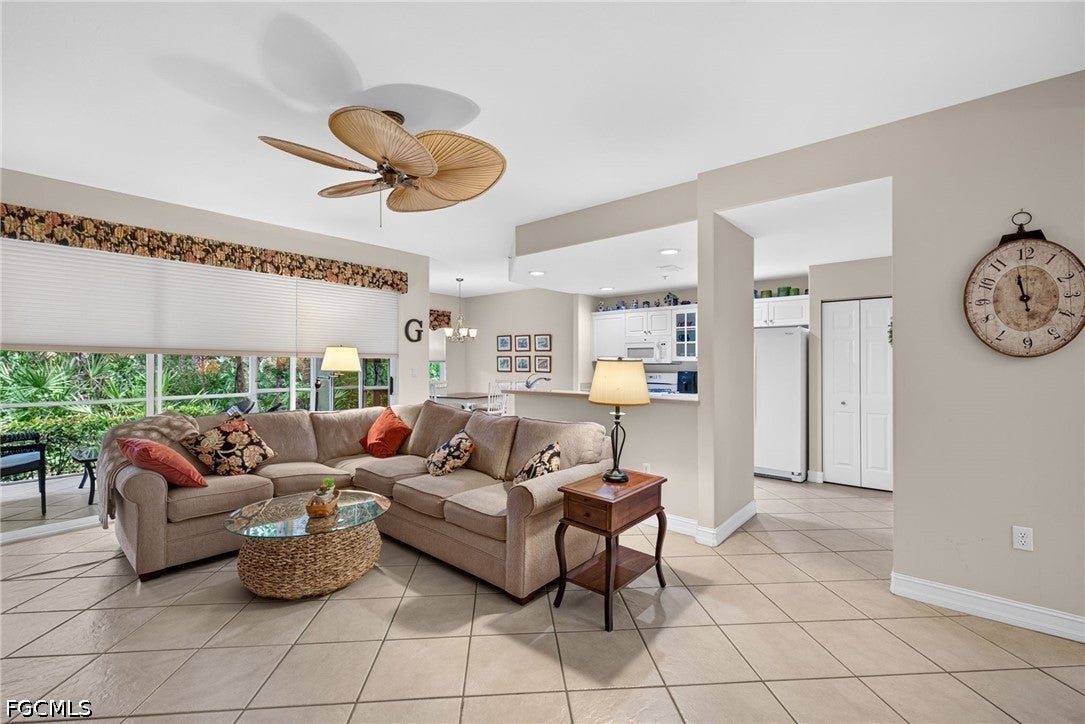 1672 Tarpon Bay Drive S 102