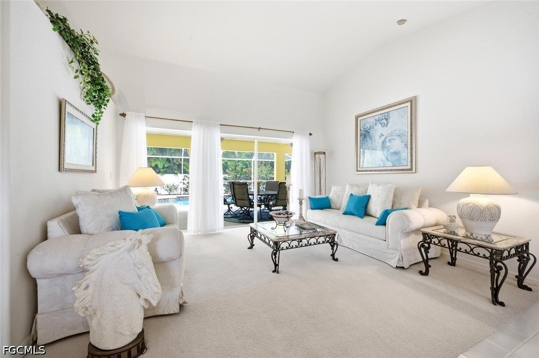 4417 SW 25th Place