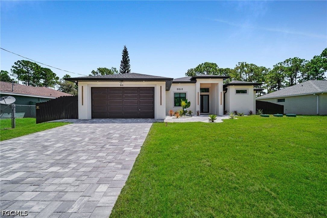 2012 Robert Avenue