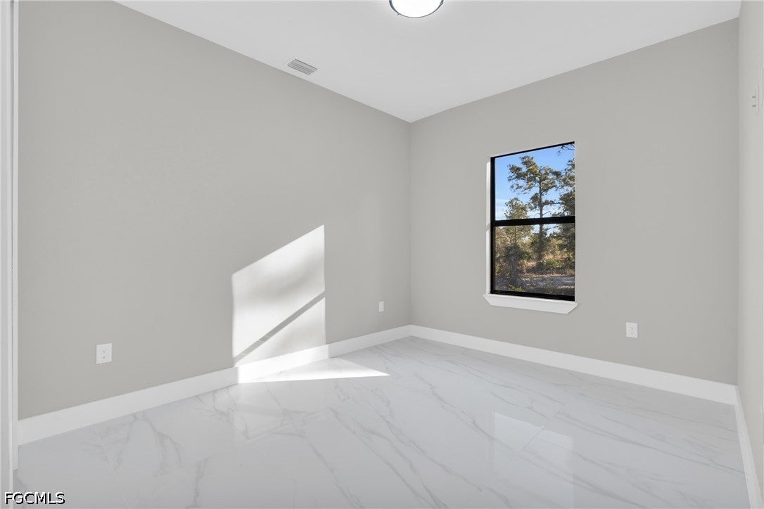 839 Gulf Lane