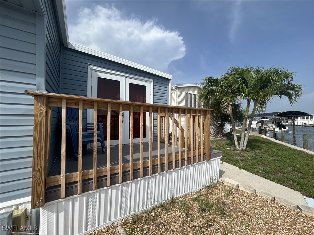 3913 Dewberry Lane