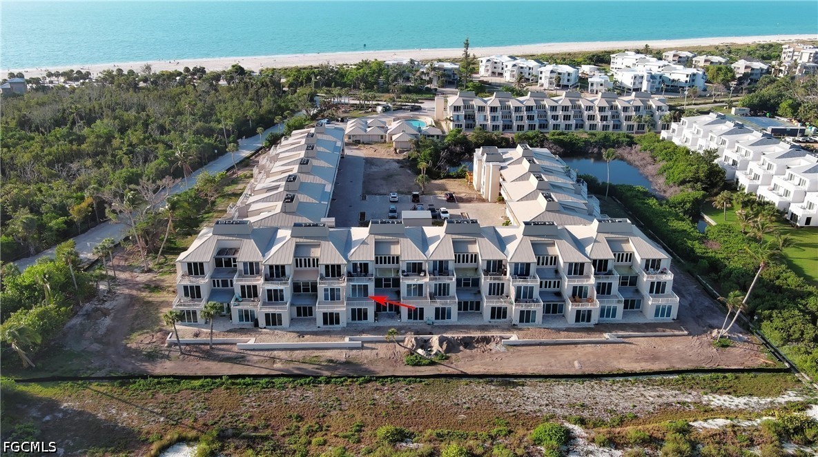 200 Periwinkle Way 225