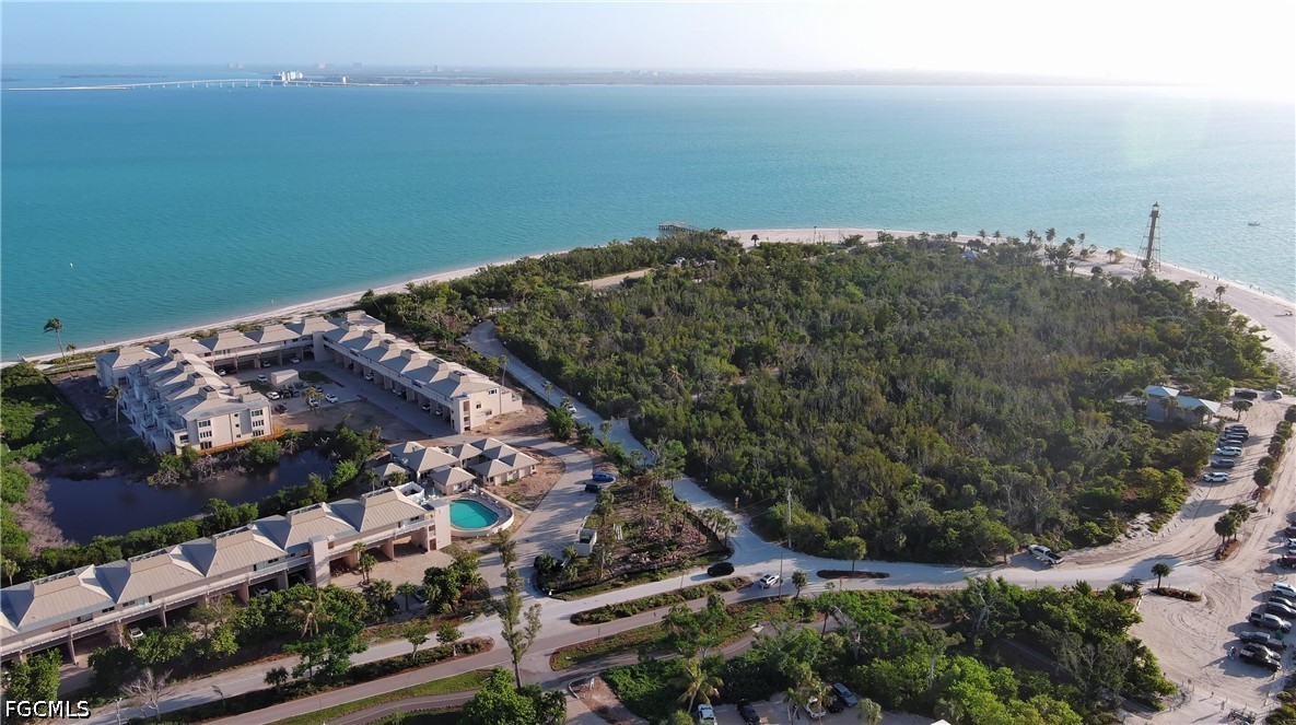 200 Periwinkle Way 225