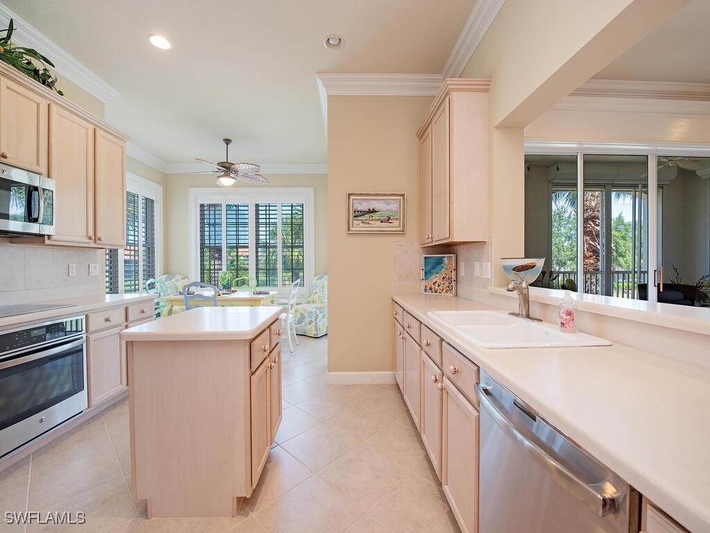 2325 Mont Claire Drive I201