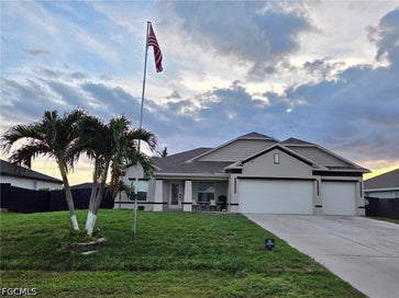1104 NW 24TH Avenue Cape Coral FL 33993