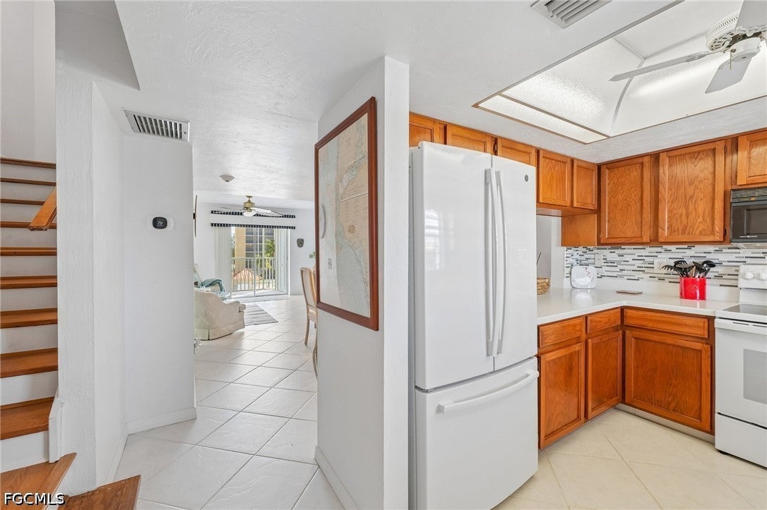 4521 Bay Beach Lane 326