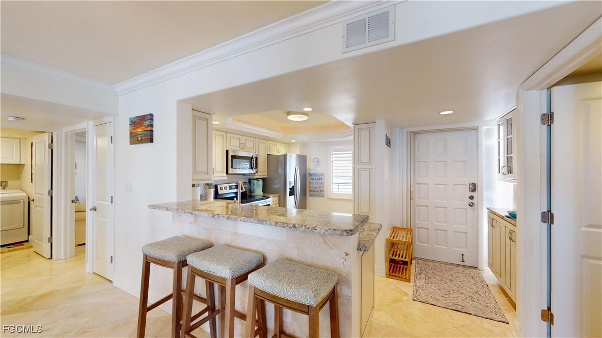 6660 Estero Boulevard 502