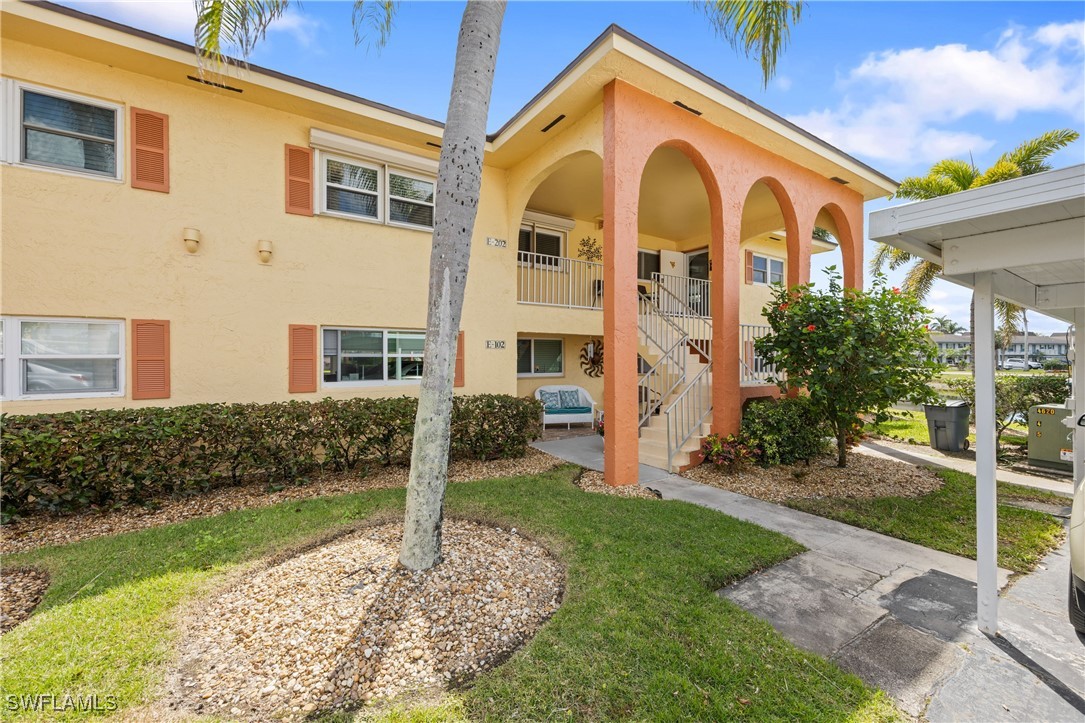 354 Charlemagne Boulevard E202