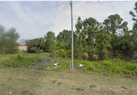 1217 Ermine Street E Lehigh Acres FL 33974