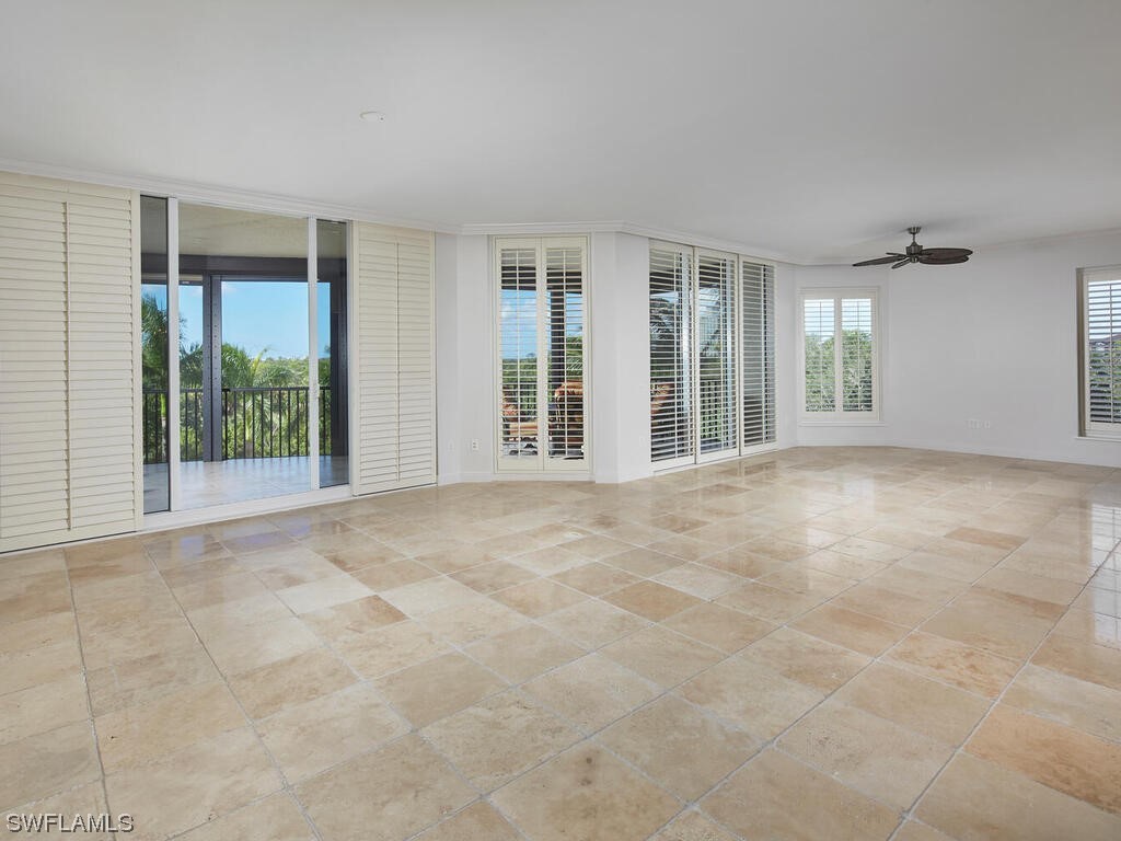 23750 Via Trevi Way 304