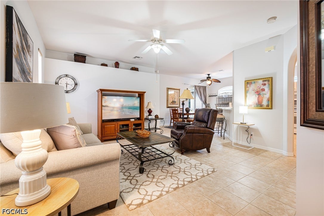 8079 Woodridge Pointe Drive