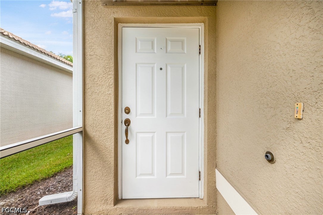 8079 Woodridge Pointe Drive