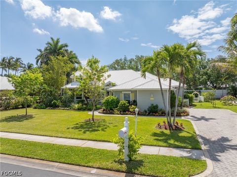 Tiny photo for 12341 McGregor Palms Drive, Fort Myers, FL 33908 (MLS # 2026017090)