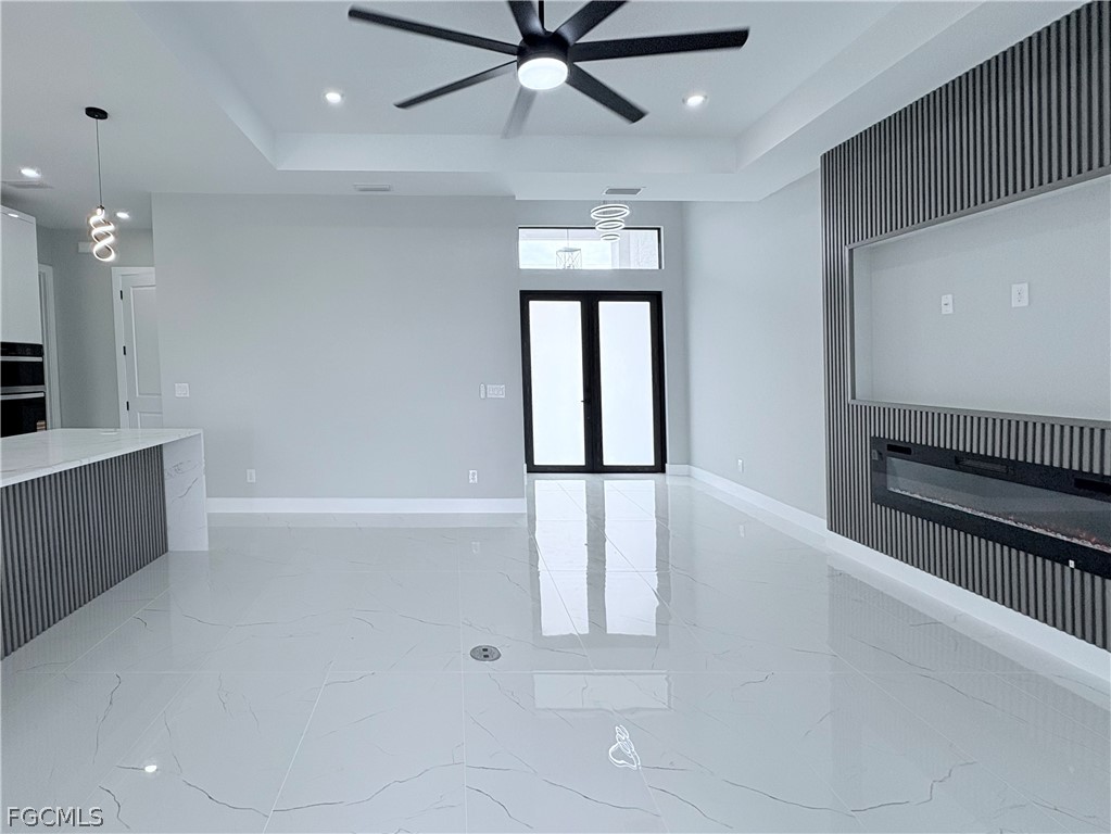 213 Kismet Parkway E