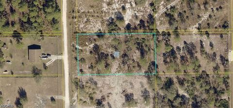 Photo of 335 N Nogal Street, Clewiston, FL 33440 (MLS # 2026018763)