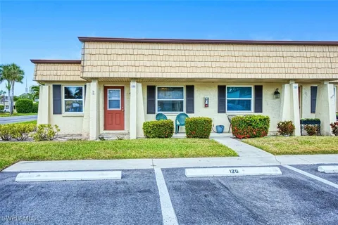 120 Gledhill Court, Fort Myers, FL 33919 - MLS#: 225034568