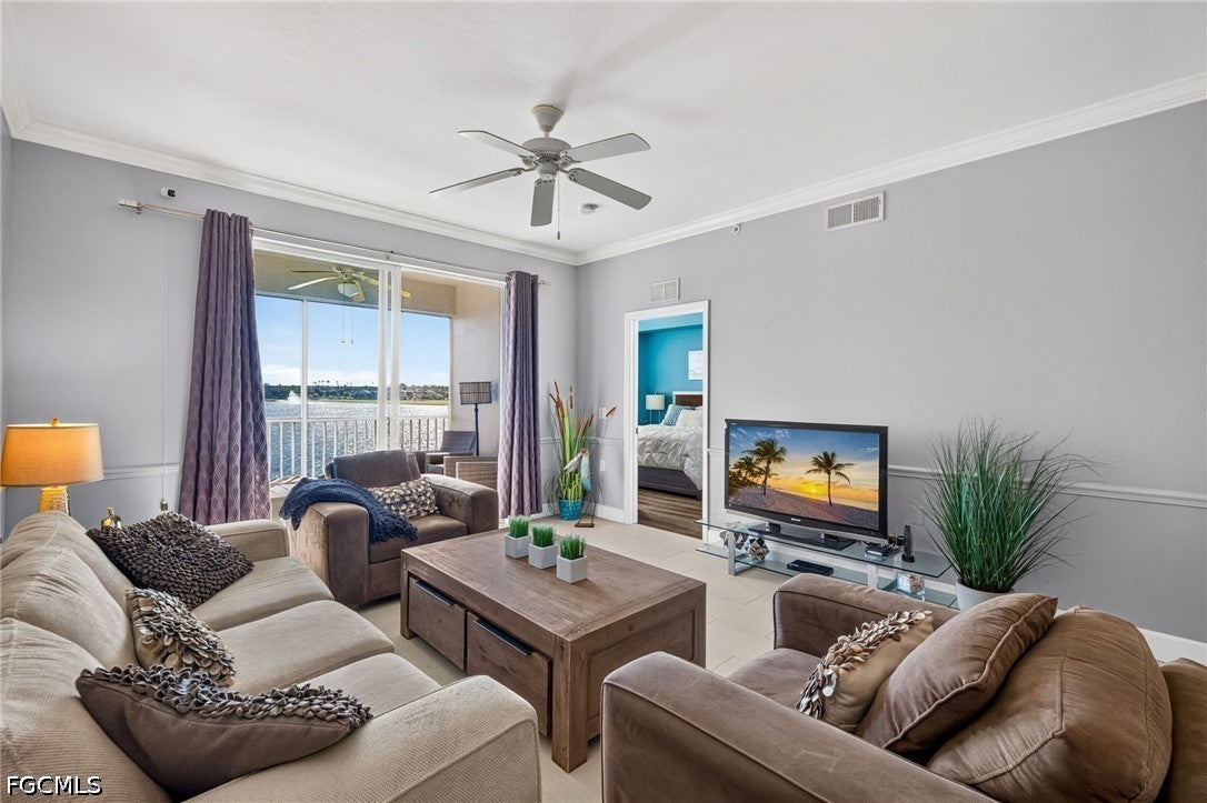 10371 Butterfly Palm Drive 834