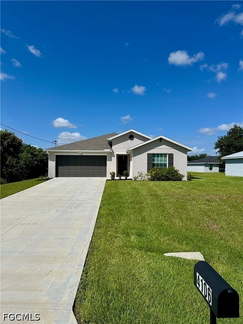 Tiny photo for 4106 NE 22nd Place, Cape Coral, FL 33909 (MLS # 2026039328)