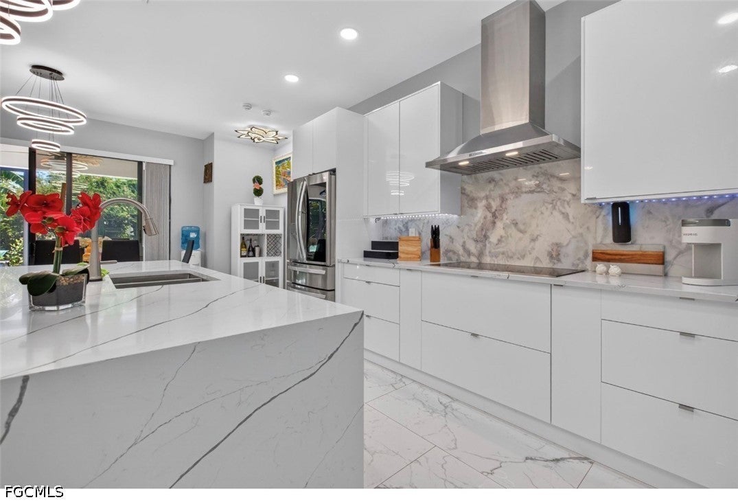 2501 SW 23rd Place
