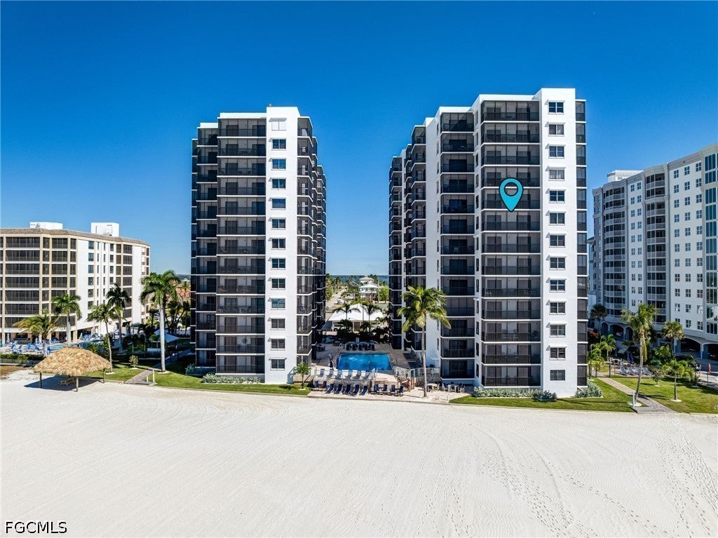 6612 Estero Boulevard 703