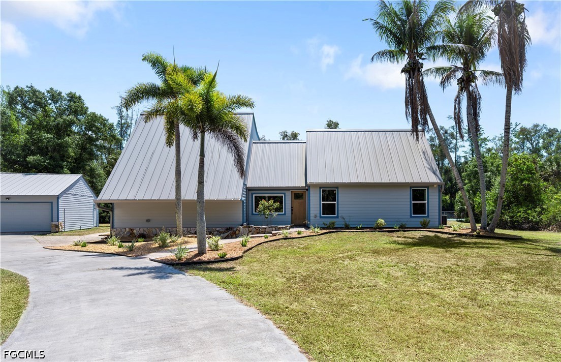 6268 Foxfire Lane