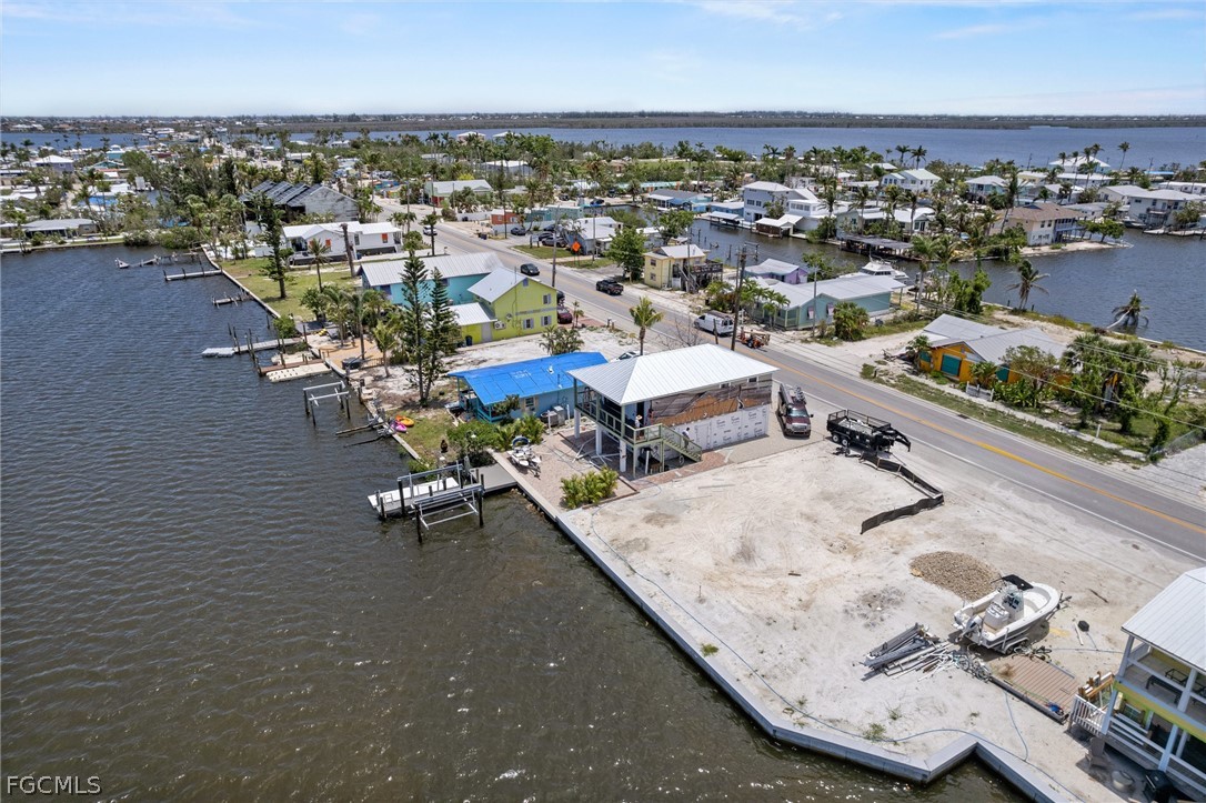 4712 Pine Island Road NW