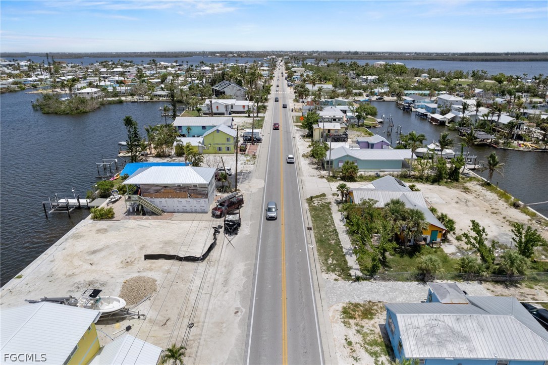 4712 Pine Island Road NW