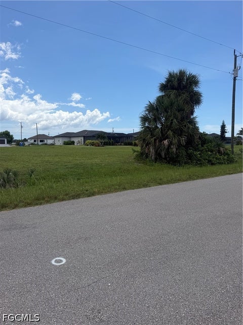 Tiny photo for 4012 NW 38th Lane, Cape Coral, FL 33993 (MLS # 2026033688)