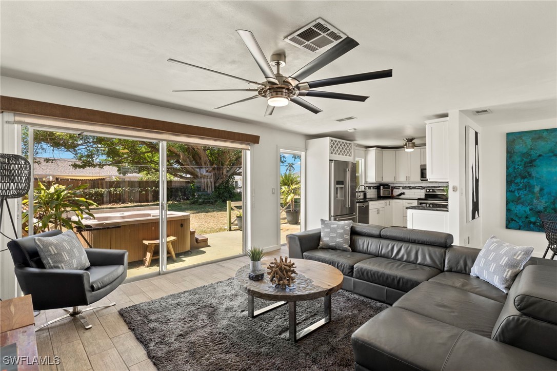 1526 SE 42nd Street