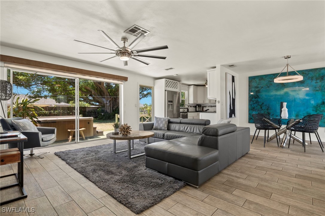 1526 SE 42nd Street