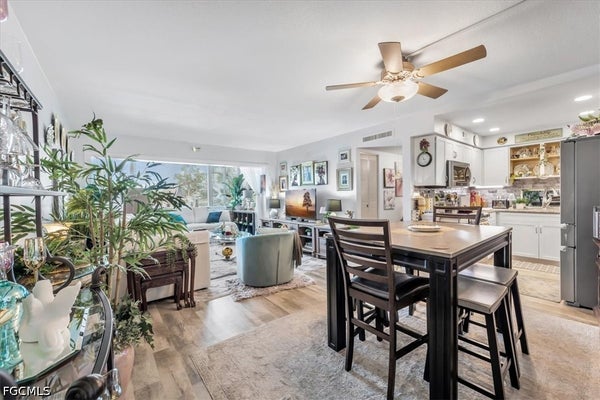 2290 AARON ST APT 207, PORT CHARLOTTE, FL 33952 - Image e4c9ce4850a4afbce2575bdc7a3706ae/1025595290