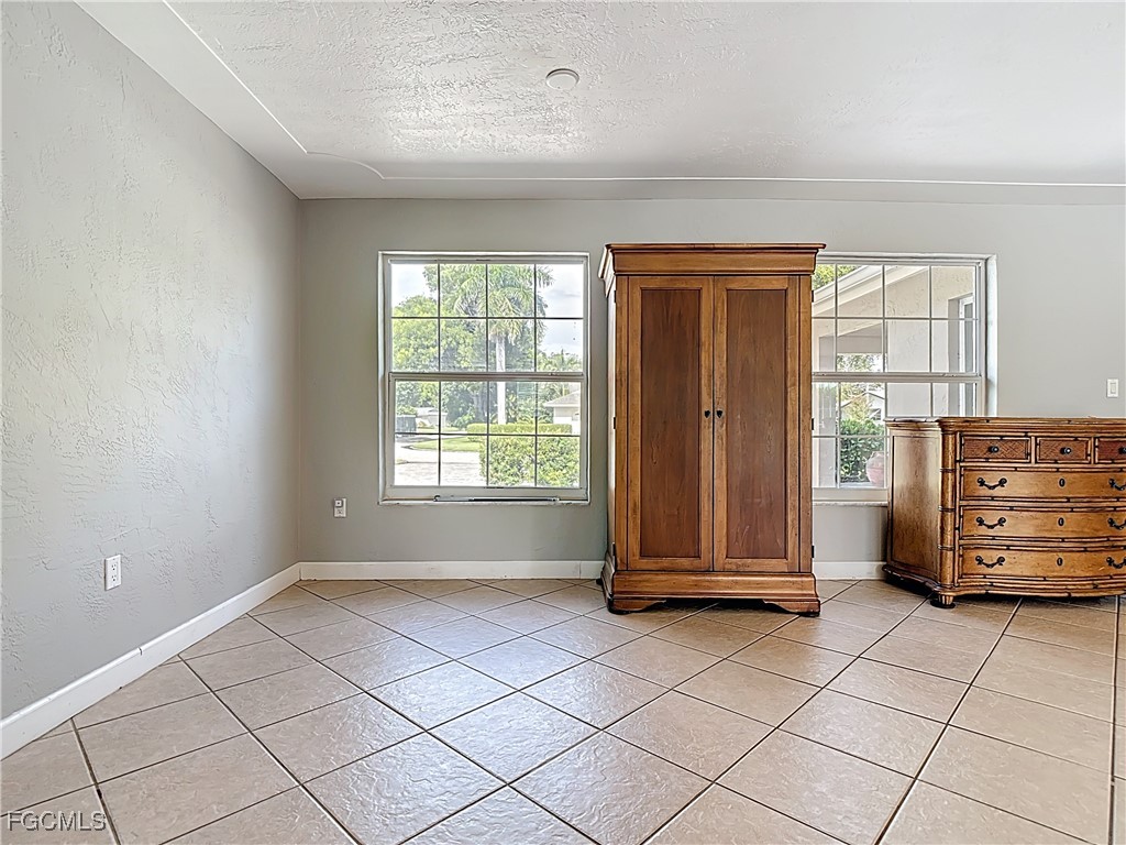 5351 Chippendale Circle E