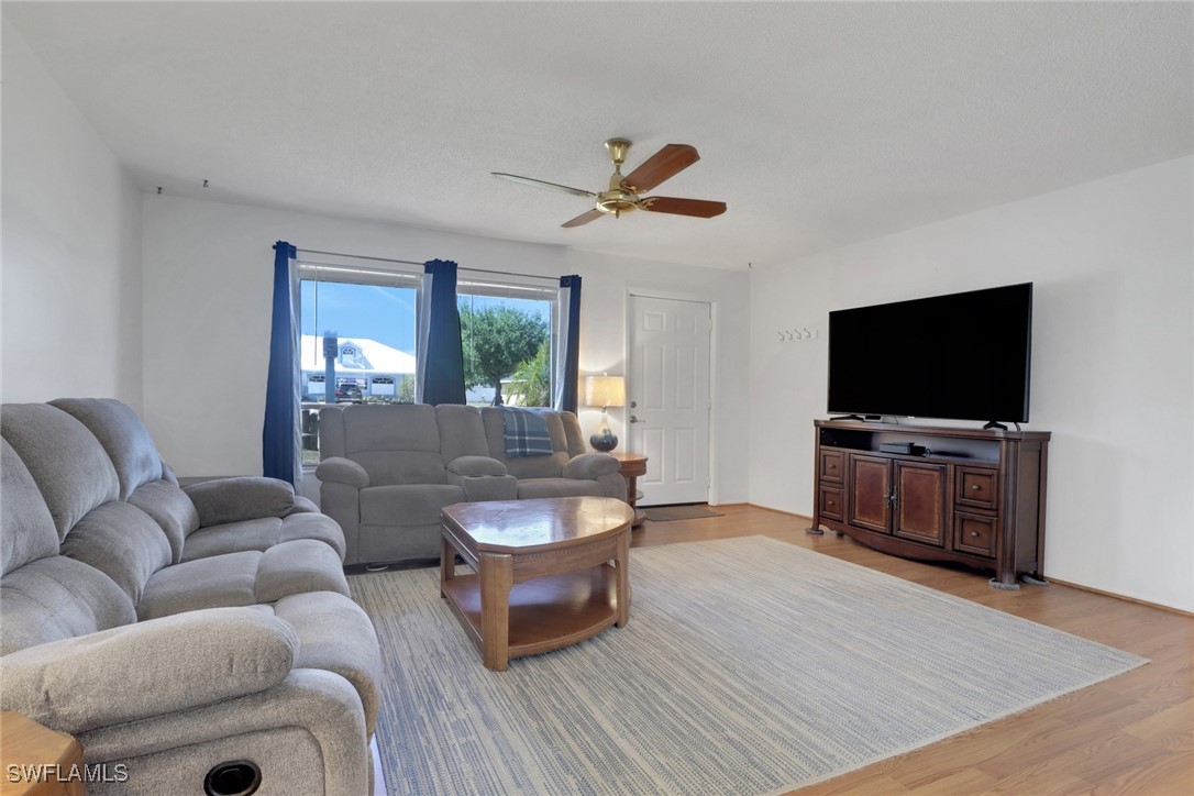529 SE 16th Place