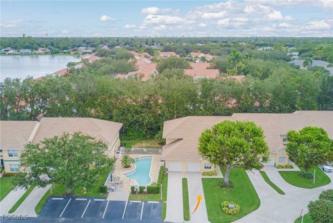 635 Mardel Court 204 Naples FL 34104