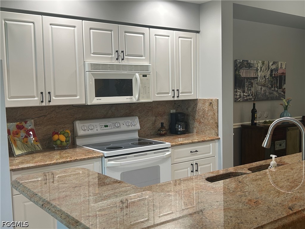 8076 Queen Palm Lane 412