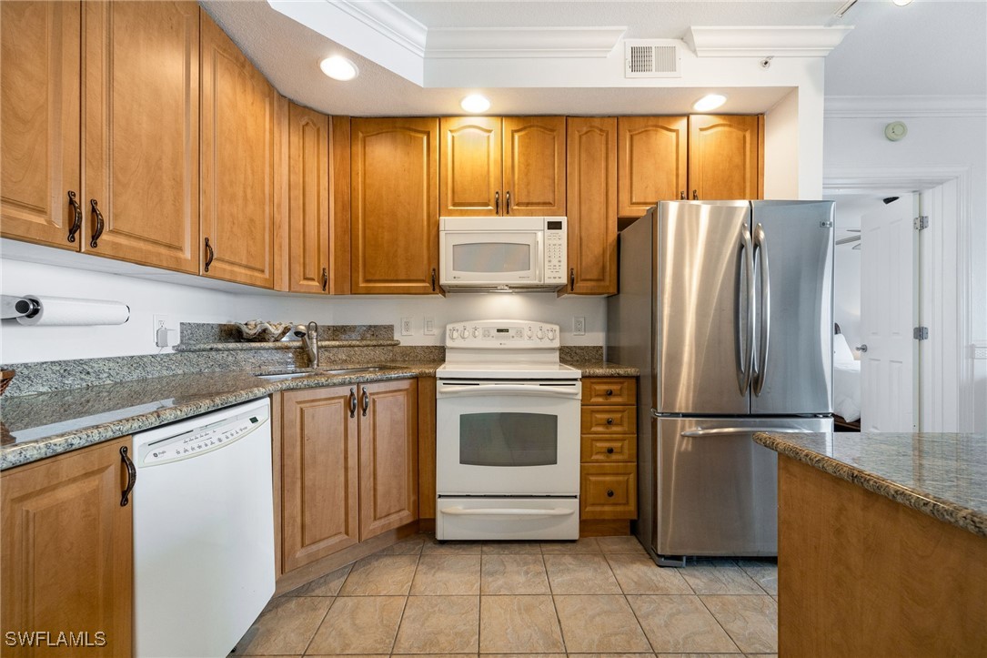 2825 Palm Beach Boulevard 618