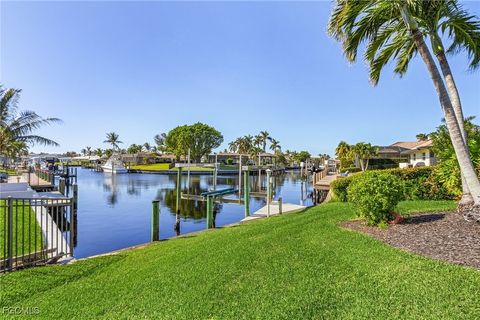 Tiny photo for 1090 N Waterway Drive, Fort Myers, FL 33919 (MLS # 2025000138)
